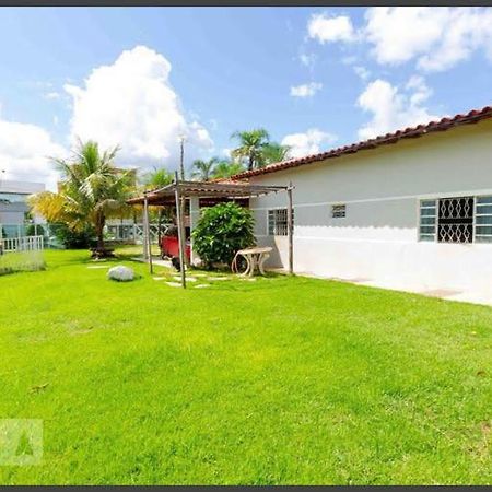 Caso com piscina, há 900 metros do Iguatemi shopping Brasília Exterior foto